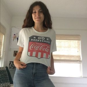 cropped coca-cola tshirt
